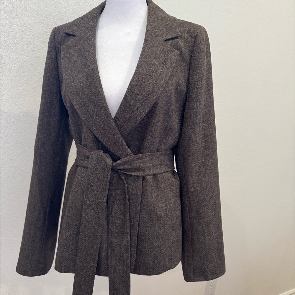 Elegant Brown Women's Blazer
